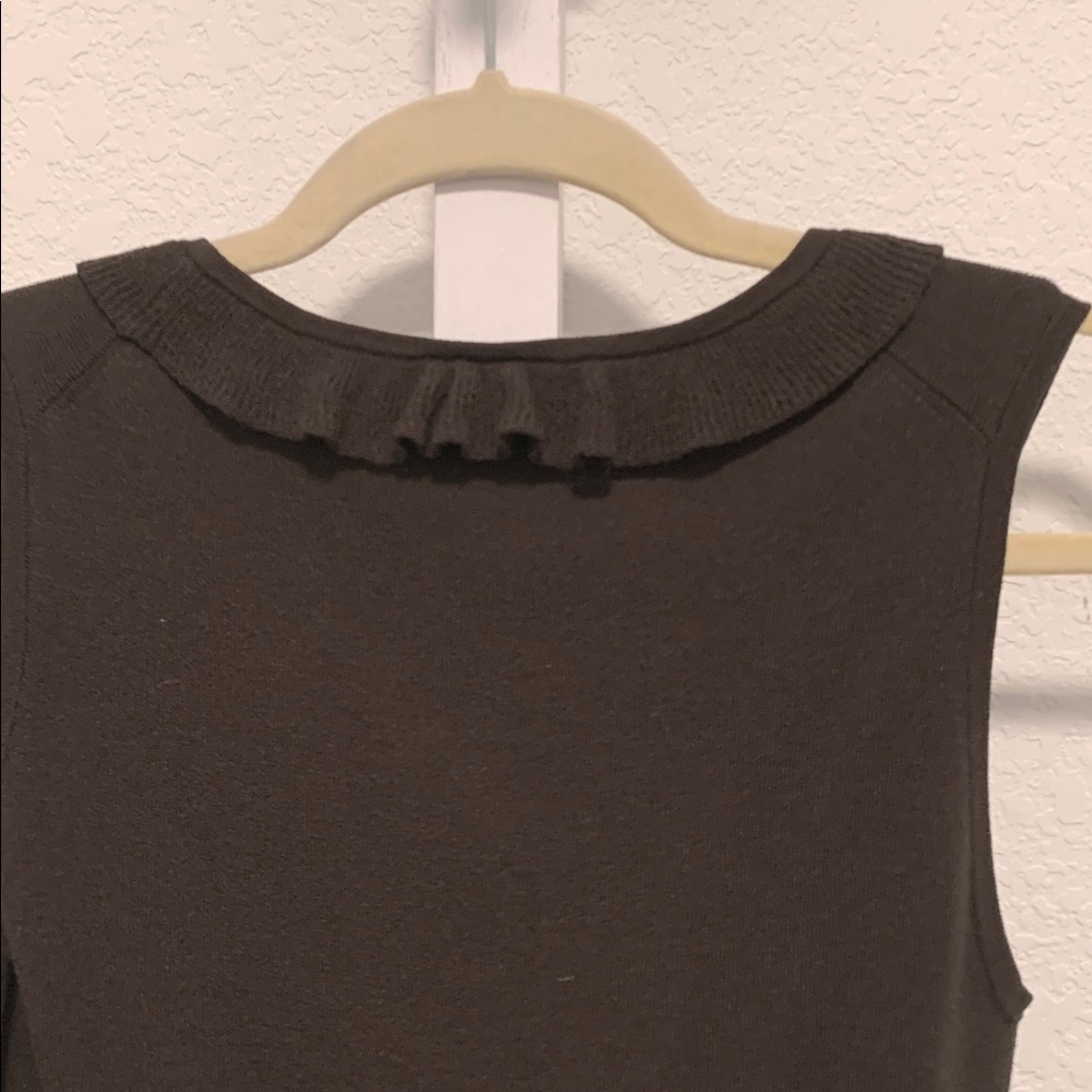 Y2K Ann Taylor Loft Dark Brown Ruffle Trim Ribbed Tank Top - Picture 5 of 7